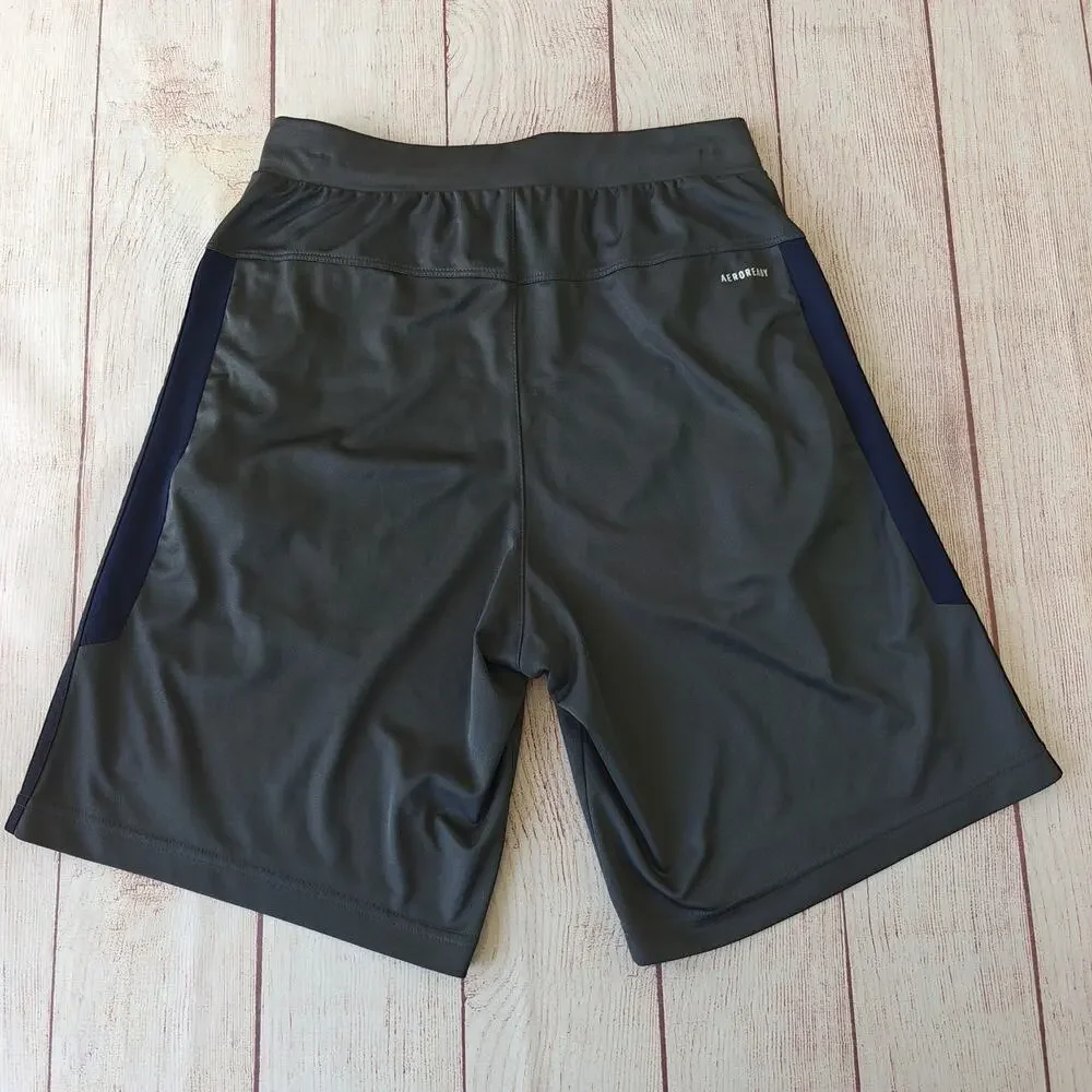 Adidas Aeroready triple stripe zip pocket athletic shorts sz S